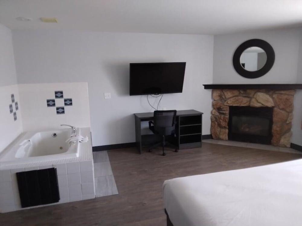 Pinetop Studio Suites Exteriér fotografie