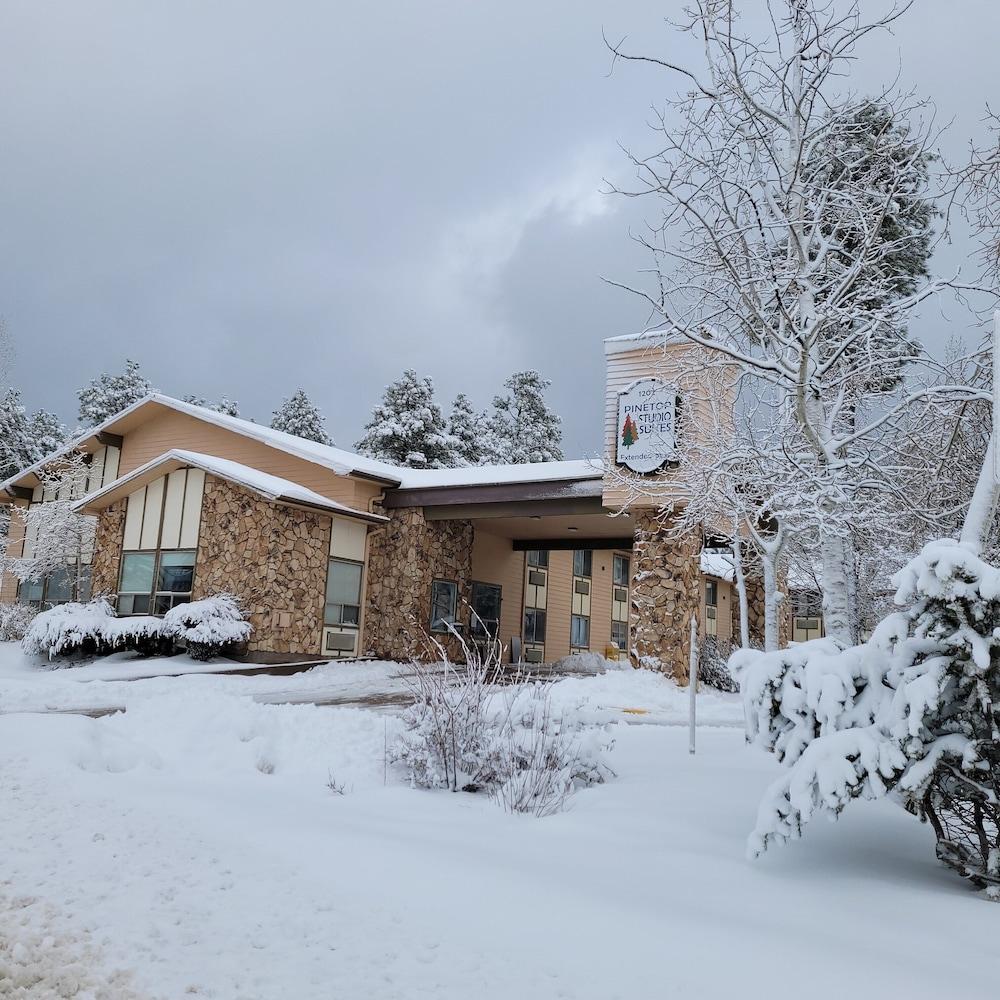Pinetop Studio Suites Exteriér fotografie
