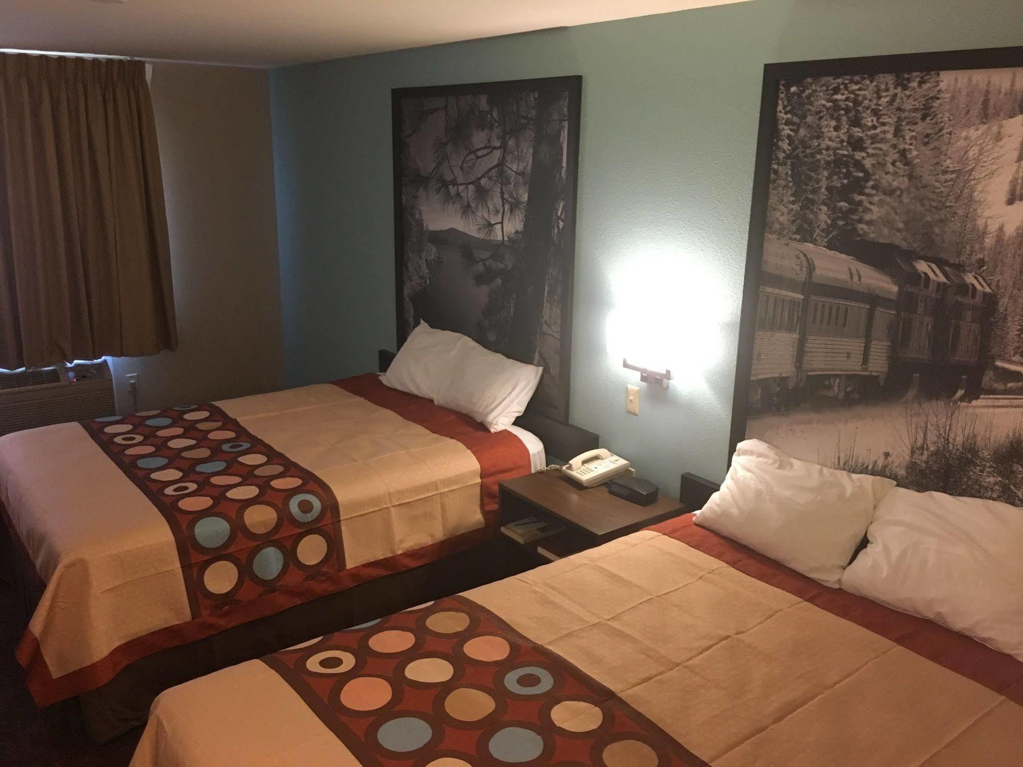 Pinetop Studio Suites Exteriér fotografie